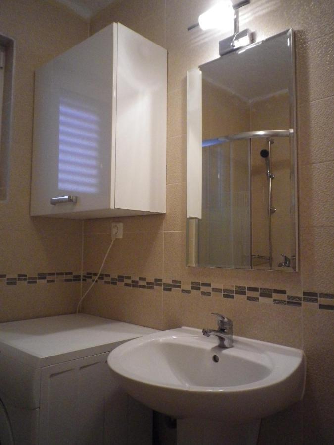 Apartment Emili مارينا الغرفة الصورة