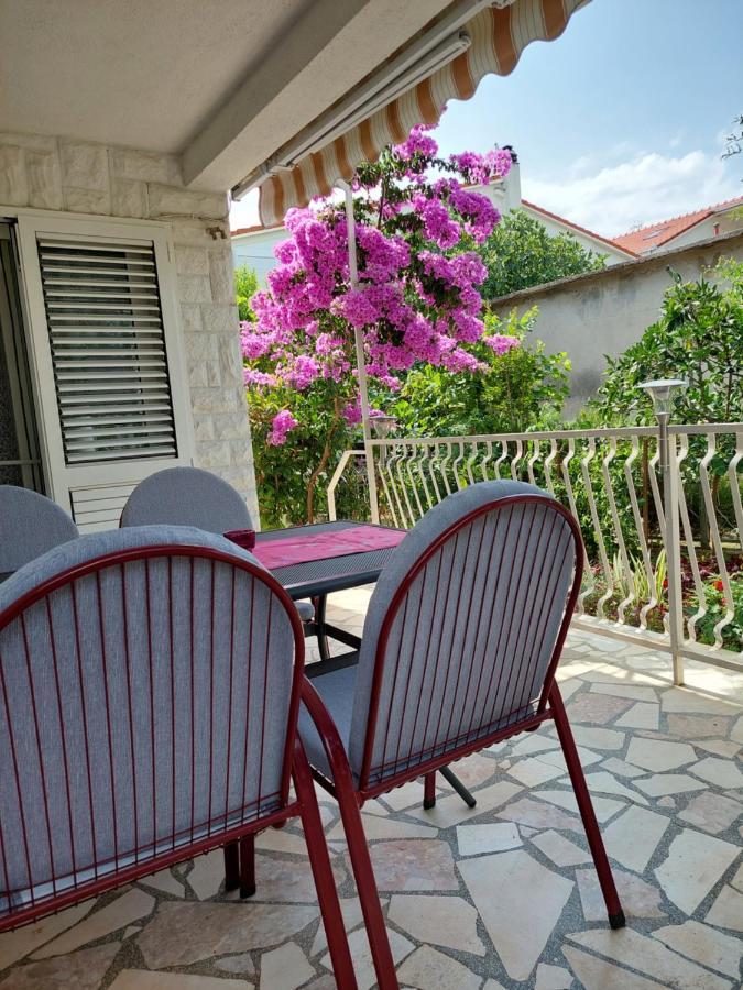 Apartment Emili مارينا المظهر الخارجي الصورة